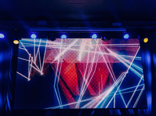 Telebim reklamowy na event plenerowy: jak dobrać i ile kosztuje wynajem Telebim reklamowy na event plenerowy: jak dobrać i ile kosztuje wynajem